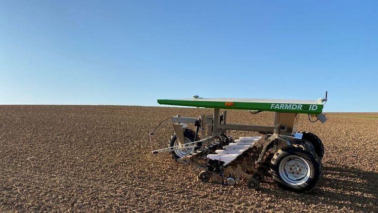 FarmDroid-Roboter bei der Aussaat. Bild: FarmDroid.