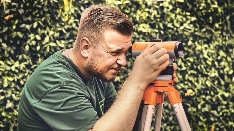 Gefragter denn je: Der Garten-, Landschafts- und Sportplatzbau bietet beste Perspektiven für Schülerinnen wie Schüler. Bild: BGL.  Gefragter denn je: Der Garten-, Landschafts- und Sportplatzbau bietet beste Perspektiven für Schülerinnen wie Schüler. Bild: BGL.