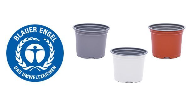 Modiforms PCR Royal Grey, PCR White und PCR Terracotta Thermoform-Töpfe erhalten das renommierte Umweltzeichen Blauer Engel. Bild: Modiform.