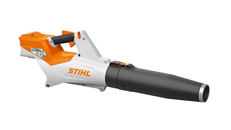 Dank längenverstellbarem Blasrohr mit Metallring um die Runddüse ist das BGA 60 sowohl komfortabel an den Nutzer anpassbar als auch robust und langlebig. Bild: STIHL.