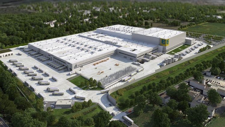 In nur zwei Jahren Bauzeit wurden die 90.000 Quadratmeter großen Lagerhallen fertiggestellt – auf einem Areal von insgesamt 288.000 Quadratmetern. Bild: EDEKA Rhein-Ruhr.
