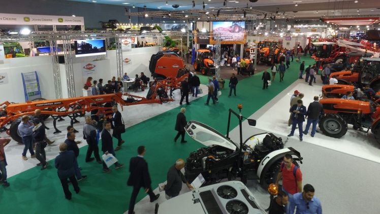 Blick in die Hallen der Agrilevante 2017 in Bari. Bild: Agrilevante.