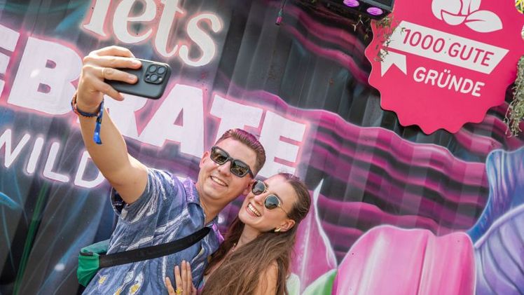 Die Initiative "1000 gute Gründe" auf dem Festival PAROOKAVILLE. Bild: © 1000 gute Gründe/Lina Nikelowski.  