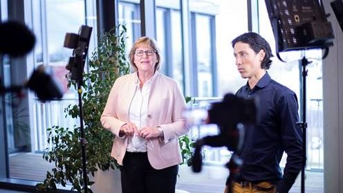 Machen sich stark fürs Klima – Vorständin Ursula Lindl und Klimaprofi Roldany Gutierrez. Bild: SAGAFLOR AG.