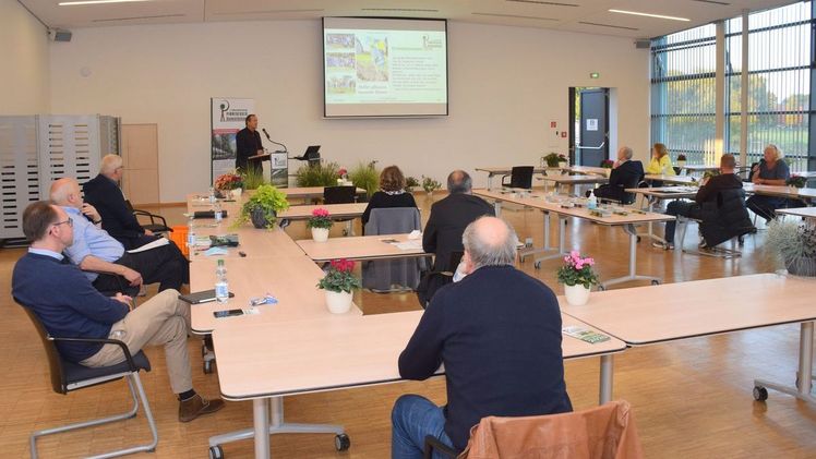 Über rund 200.000 Euro eingeworbene Fördermittel und zahlreiche Veranstaltungen berichtete der Förderverein Kulturlandschaft Pinneberger Baumschulland in seiner aufgrund der Corona-Pandemie rein internen Mitgliederversammlung. Bild: Mario J. Wienert, FV KLPIBSL.