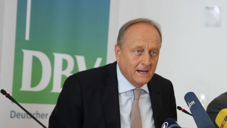 Rukwied: "Wichtiger erster Schritt gegen unfaire Praktiken im Lebensmittelhandel". Bild: DBV.