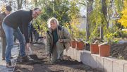 Die Bepflanzung des Areals hat begonnen. Bild: Paul Philipp Braun.