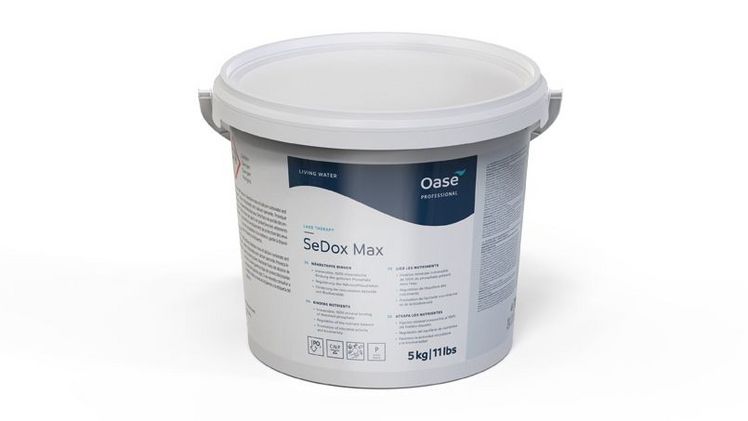 SeDox Max mit neuem, zum Patent angemeldeten Wirkmechanismus zur wirksamen Phosphatbindung und zum Ausgleich des Nährstoffhaushaltes in Gewässern . Bild: OASE.