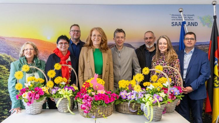 Saarlands Umweltministerin Petra Berg und Staatssekretär Sebastian Thul trafen sich mit Vertretern des Landesverbandes Gartenbau Rheinland-Pfalz-Saar. Foto: MUKMAV / Kathrin Hinsberger.