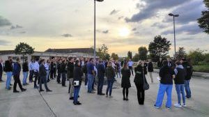 Hanspeter Faas führt Mitglieder des Verbandes Garten-, Landschafts- und Sportplatzbau Baden-Württemberg e.V. über Spinelli. Bild: BUGA 23. Hanspeter Faas führt Mitglieder des Verbandes Garten-, Landschafts- und Sportplatzbau Baden-Württemberg e.V. über Spinelli. Bild: BUGA 23.