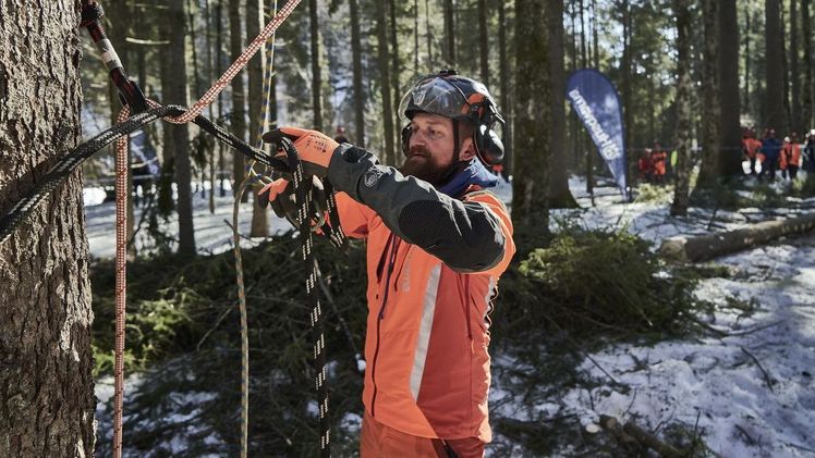 Baumpfleger Martin Götz ist der Husqvarna-Markenbotschafter. Bild: Husqvarna.