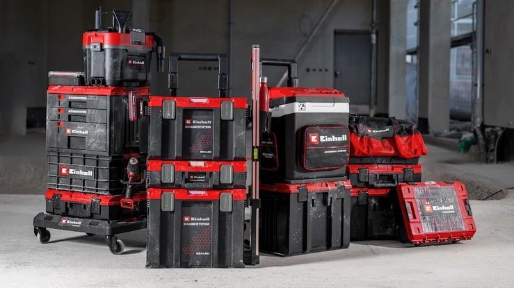 Das Einhell E-Case Koffersystem SEALED ist dank Schutzklasse IP65 staubdicht und zuverlässig gegen Strahlwasser geschützt. Bild: Einhell.