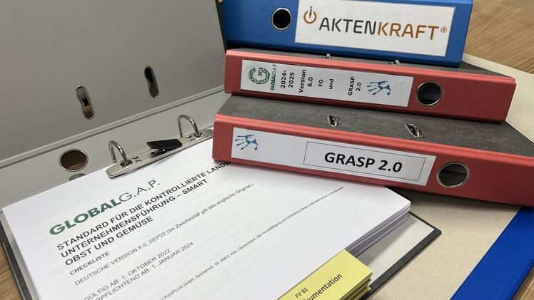 Aktenkraft hat die neuen Formblätter für GlobalG.A.P. und Grasp. Bild: Aktenkraft.