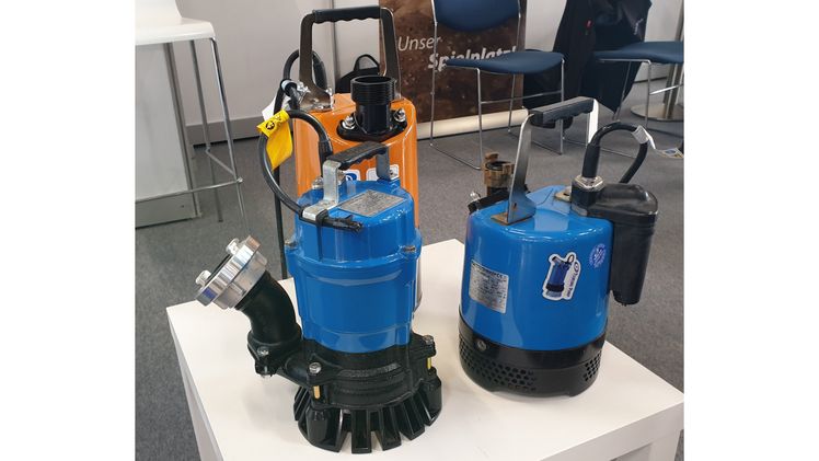 Gesehen bei Tsurumi: Extrem robuste Schmutzwasserpumpen aus dem Tiefbauprogramm, die Galabauer nicht enttäuschen dürften. Bild: Tsurumi.