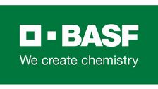 Die BASF SE ist ein deutscher börsennotierter Chemiekonzern mit Sitz in Ludwigshafen am Rhein. Sie ist in 93 Ländern vertreten und betreibt 234 Produktionsstandorte. Nach Umsatz ist die BASF damit der größte Chemiekonzern weltweit. Bild: BASF SE.