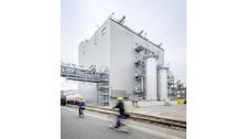Die neue Fermentationsanlage für biologische und biotechnologiebasierte Pflanzenschutzmittel in Ludwigshafen erhöht die Produktionsflexibilität und die Widerstandsfähigkeit der Lieferketten und ermöglicht Landwirten Zugang zu innovativen Pflanzenschutzprogrammen. Foto: BASF.