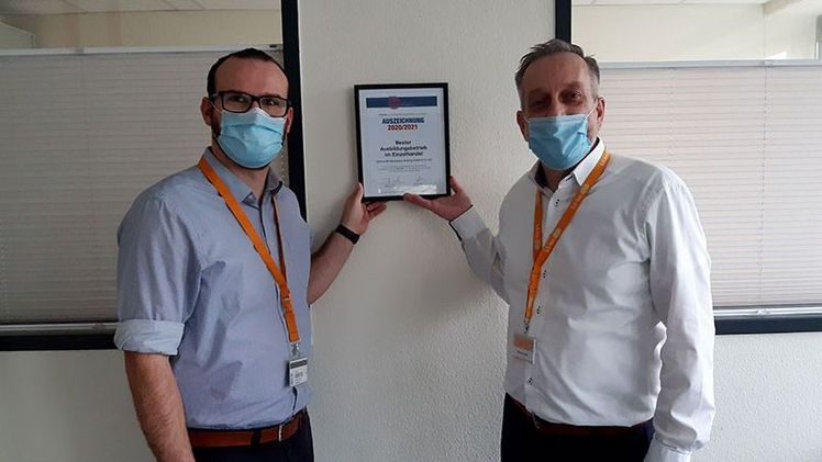 Für ihr Engagement in der Ausbildung sowie der engen Zusammenarbeit mit Berufsschulen wurde Globus als "Bester Ausbildungsbetrieb im Einzelhandel 2020/21" ausgezeichnet. Bild: Globus SB-Warenhaus.