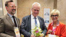 ZVG-Präsidentin Eva Kähler-Theuerkauf und ZVG-Generalsekretär Bertram Fleischer überbrachten Bundeslandwirtschaftsminister Alois Rainer und allen anderen Gästen des Empfangs der Agrardiplomaten Grüße des deutschen Gartenbaus. Foto: ZVG.