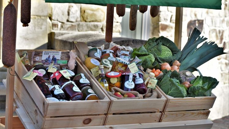 Das Direktvermarktungsteam der Landwirtschaftskammer Niedersachsen wird mit seinem Marktstand auf der Fachmesse Interaspa vertreten sein. Bild: Ziegeler/LWK Niedersachsen.