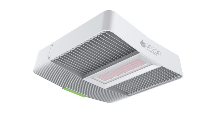 Die hybridgekühlte LED-Leuchte COMMANDER für den Gewächshausanbau. Bild: Oreon.