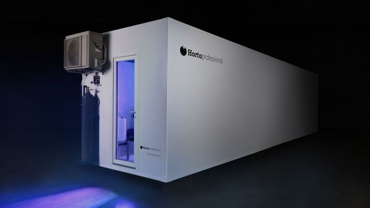 Horto Professional ist ein von Tomato+ entwickeltes, vollkommen automatisiertes System für den industriellen hydroponischen Anbau von Gewürzkräutern, Gemüse, Pilzen und anderen Pflanzen oder Setzlingen. Bild: Tomato+.