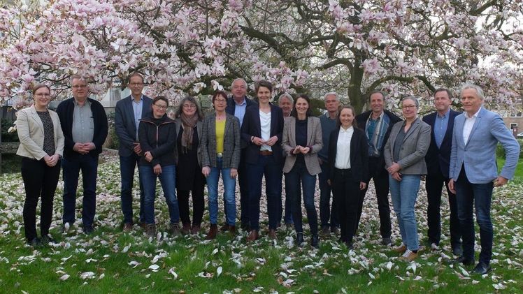 „Ich setze auch auf Ihr Engagement": Ministerin Miriam Staudte (7.v.r.) mit Mitgliedern des Beirats zur Förderung des ökologischen Landbaus. Bild: ML Nds.