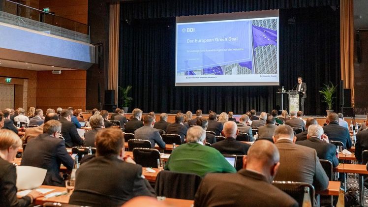 Die Branche trifft sich wieder beim 12. IVG Forum Gartenmarkt. Bild: IVG.