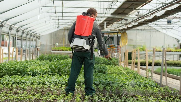 Birchmeier - Neues Akku-Rückensprühgerät REX 15. bild: Birchmeier.