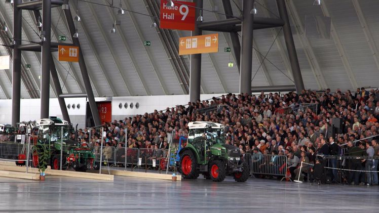 Maschinenvorführung - HORTITECHNICA 2018 mit interessantem Fachprogramm. Bild: HORTITECHNICA.