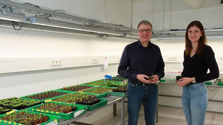 Prof. Dr. Ekkehard Neuhaus und Doktorandin Annalisa John. Bild: Thomas Koziel,RPTU/Koziel.