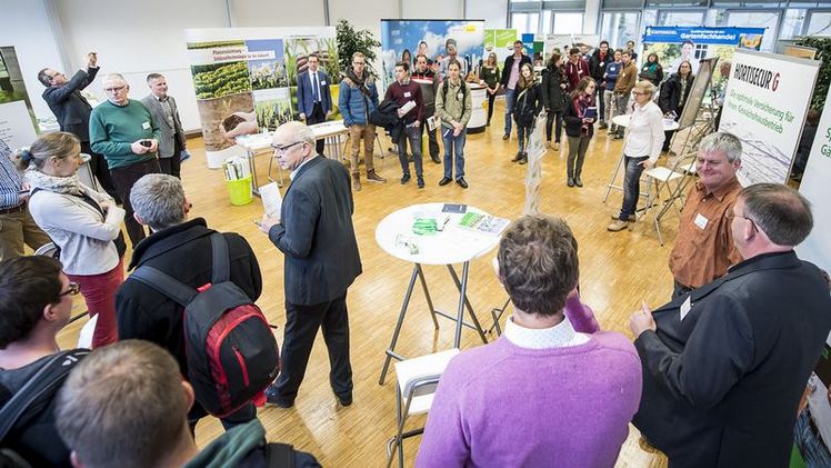 Die Firmenkontaktmesse Gartenbau und Landschaftsarchitektur der 45. Kontaktstudientage 2016. Bild: Hochschule Osnabrück. 