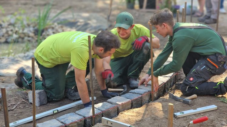 Lehrbaustelle auf dem Fürstlichen Gartenfest 2025. Bild: Fachverband Garten-, Landschafts- und Sportplatzbau Hessen-Thüringen e. V.