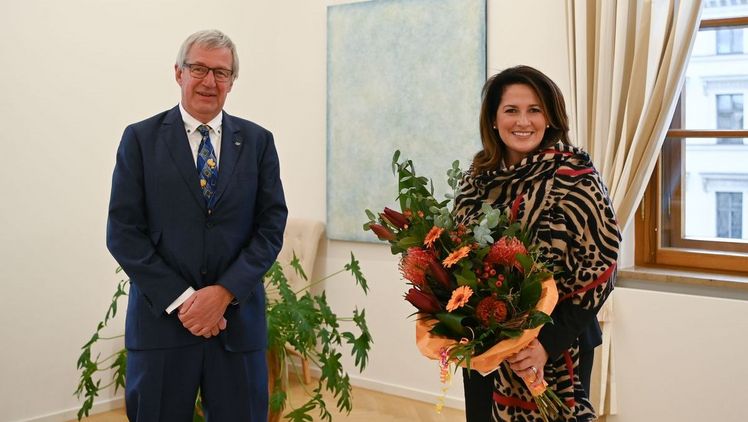 Landwirtschaftsministerin Michaela Kaniber und BGV-Präsident Hermann Berchtenbreiter bei seinem Antrittsbesuch im Ministerium in München. Bild: Pia Regnet/ StMELF.