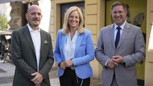 (v. l. n. r.): Dipl.-Ing. Gottfried Struggl, Geschäftsführer Landesgartenschau Wels 2027, Christa Raggl-Mühlberger, Vizebürgermeisterin der Stadt Wels, Dr. Andreas Rabl, Bürgermeister der Stadt Wels. Bild: Stadt der Gärten © Gerhard Wenzel.