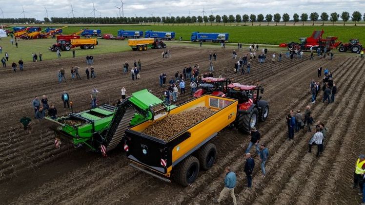 50 Vorführgespanne und stationäre Einheiten im Einsatz. Bild: DLG.50 Vorführgespanne und stationäre Einheiten im Einsatz. Bild: DLG.