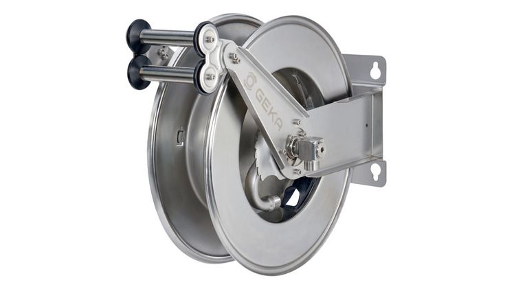 GEKA® plus automatischer Schlauchaufroller EA15. Bild: KARASTO Armaturenfabrik Oehler GmbH.