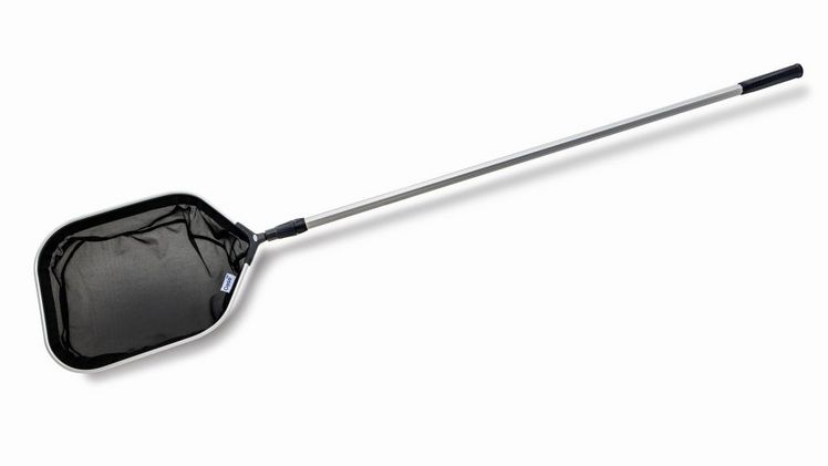 Der neue Teichkescher Profi Pond Net von OASE für feine und grobe Teichreinigung. Bild: OASE.
