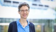 Prof'in Dr. Caroline Müller von der Fakultät für Biologie Forschungsgruppe „Ökologie und Evolution intraspezifischer Chemodiversität von Pflanzen“ (FOR 3000). Bild: Universität Bielefeld.