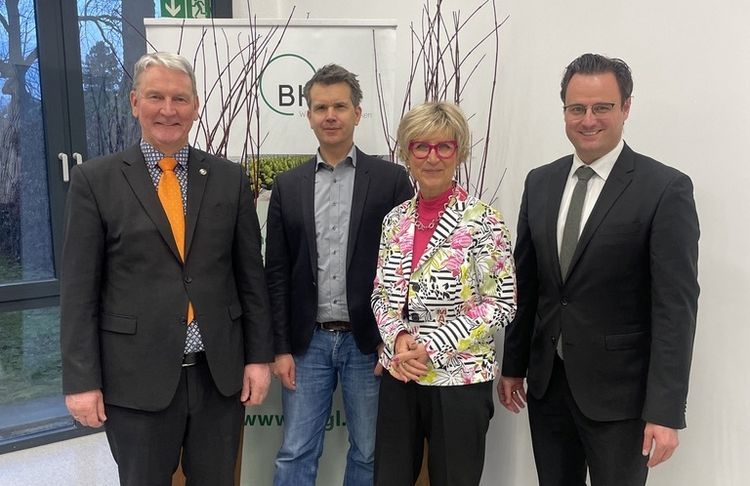 Eva Kähler-Theuerkauf, Präsidentin des Zentralverbandes Gartenbau (ZVG), besuchte die Gartenbauwissenschftliche Tagung in Essen. Bild: BHGL.