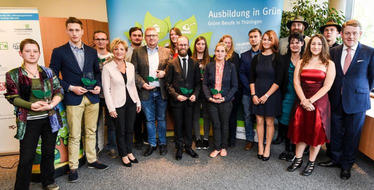 Ministerin Birgit Keller zeichnete Thüringens beste Azubis aus. Bild: FGL.