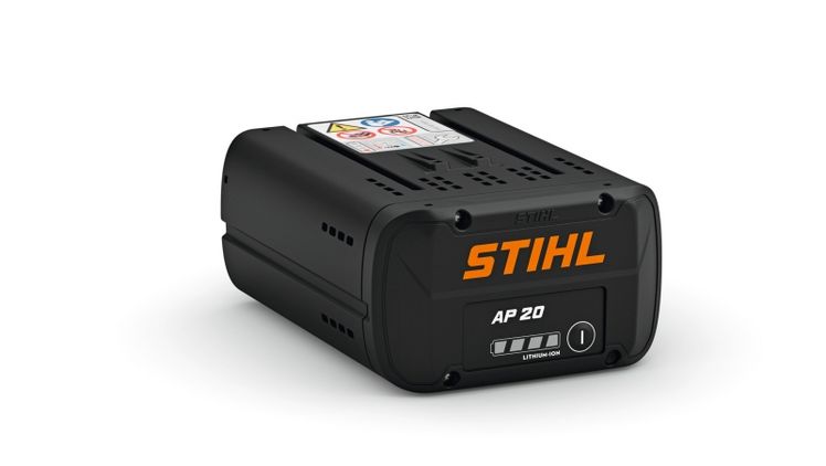 Die preislich attraktiven Einstiegs-Akku-Packs STIHL AP 20 und AP 30 bieten viel Leistung bei gleichzeitig hoher Lebensdauer. Ihre Energie stellen sie über die gesamte Laufzeit ohne Leistungseinbrüche zur Verfügung. Bild: STIHL.
