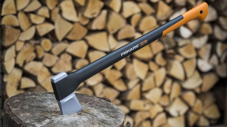 In drei Schritten zur richtigen Axt. Bild: Fiskars.