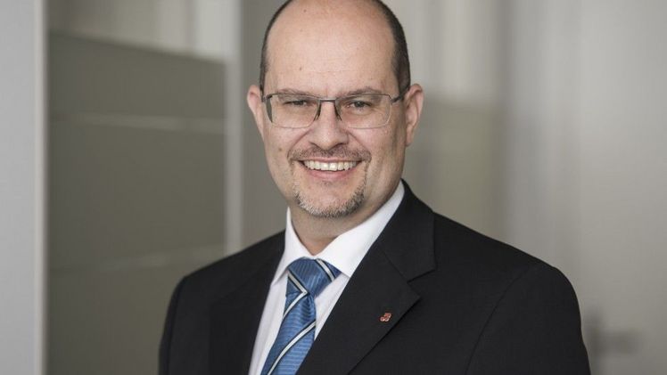 Am 1. Dezember 2018 übernimmt Jimmy Mariéthoz die Nachfolge von Georg Bregy als Geschäftsführer/Direktor beim Schweizer Obstverband in Zug.  BIld: VSGP.