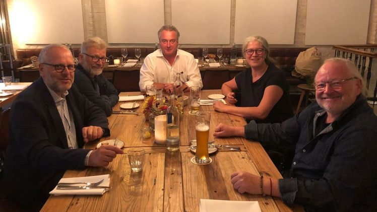 Der FDF-Vorstand mit Stefan Gegg, Vorstandsvorsitzender Fleurop AG. Bild: FDF.