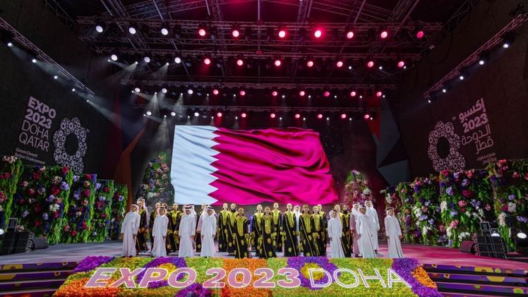 Die katarische Nationalhymne zu Beginn der Abschlusszeremonie. Bild: AIPH.