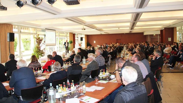 Auf dem Deutschen Torf- und Humustag im vergangenen Jahr trafen sich rund 200 Vertreter der Erdenindustrie in Bad Zwischenahn. Bild: IVG. 