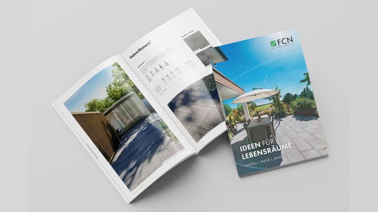 Der Katalog mit zahlreichen Sortimentskapiteln bietet eine Vielzahl an Informationen für alle, die im GaLaBau planen, beraten und ausführen. Bild: F.C. Nüdling Betonelemente GmbH + Co. KG, Fulda.
