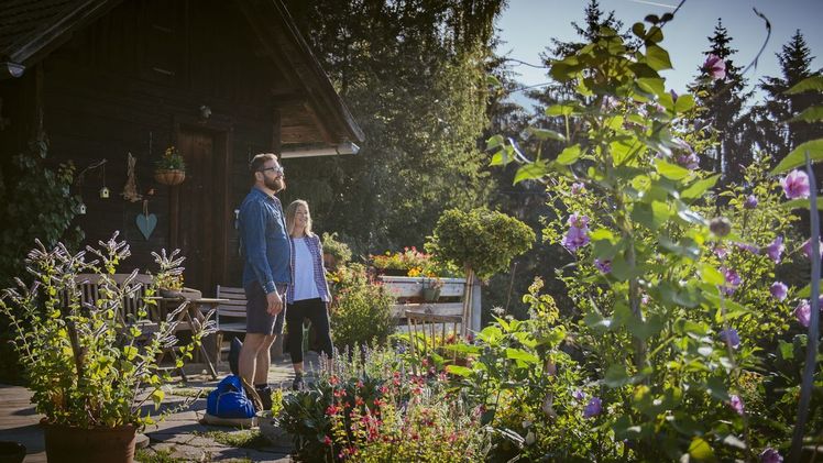 Sonderpreis Kommunales Grün - Natur- u. Kräuterdorf Irschen. Bild: F. Gerdl, E. Mandler.