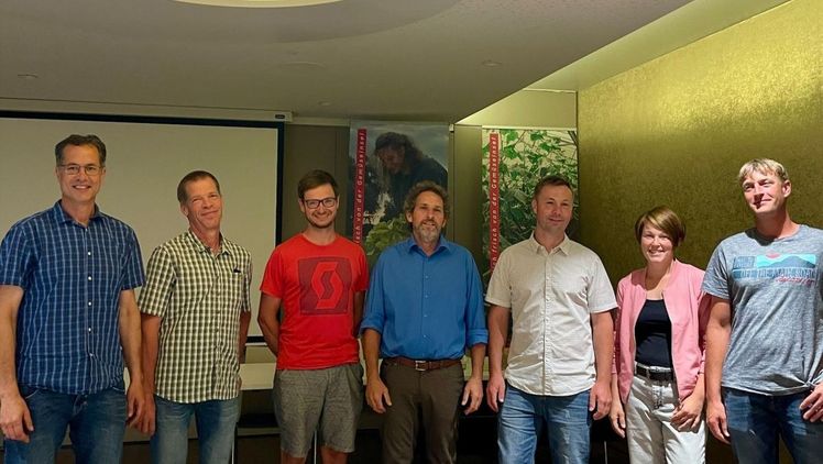 v l n r: Johannes Blum, Manfred Wedele, Manuel Uricher, Philipp Wurz, Benjamin Wagner, Stefanie Wehrle, Simon Wohlhüter. Bild: Reichenau-Gemüse.