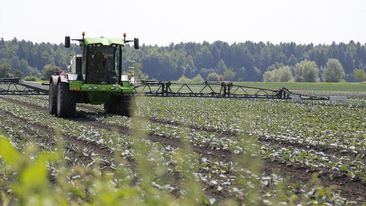 Verbesserungen der Gewässerqualität mit bewusstem und präzisem Einsatz von Pflanzenschutzmitteln. Bild: lid.ch / jin.